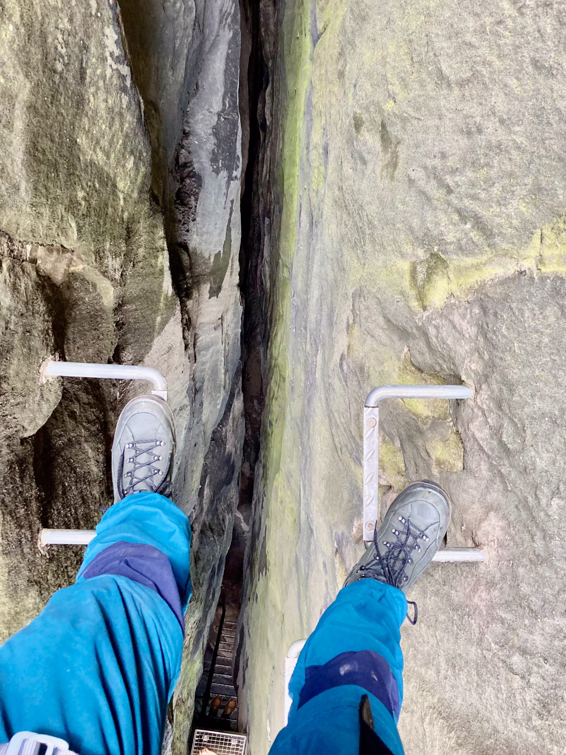 Nelson Ptak steht Klammern der oberen Häntzschelstiege