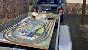 Mehr über den Artikel erfahren MoBa #1 Dachbodenfund: Alles auf Anfang